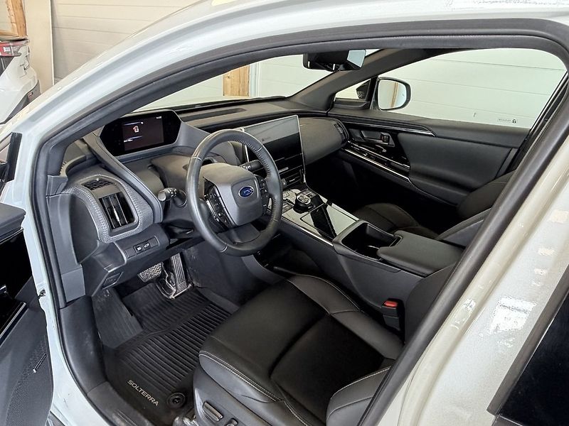 Subaru Solterra (2023) Executive AWD 72kWh | Záruka - fotka 6 z 14