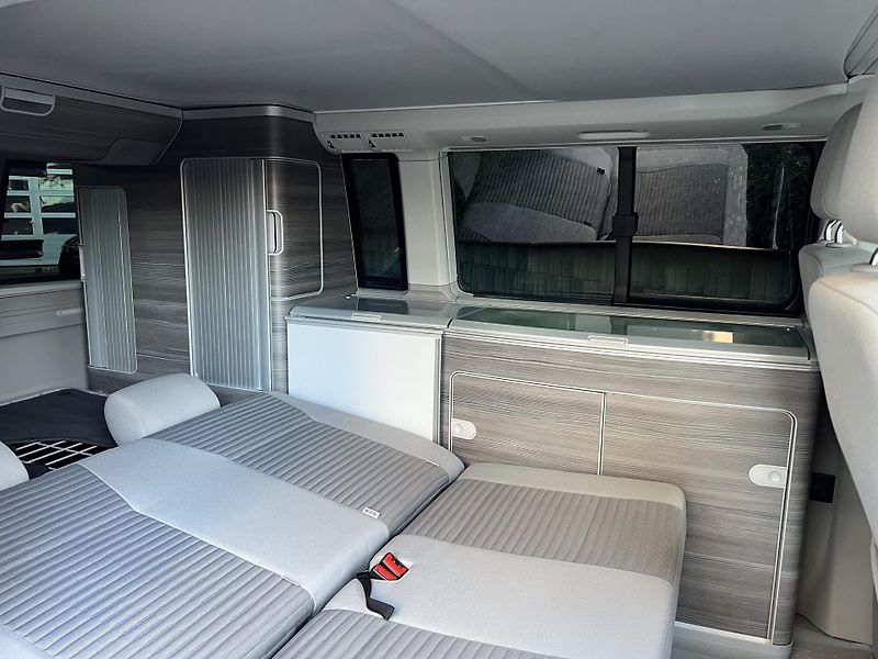 Volkswagen California T6 OCEAN DSG 4MOTION 150 kW - fotka 9 z 28