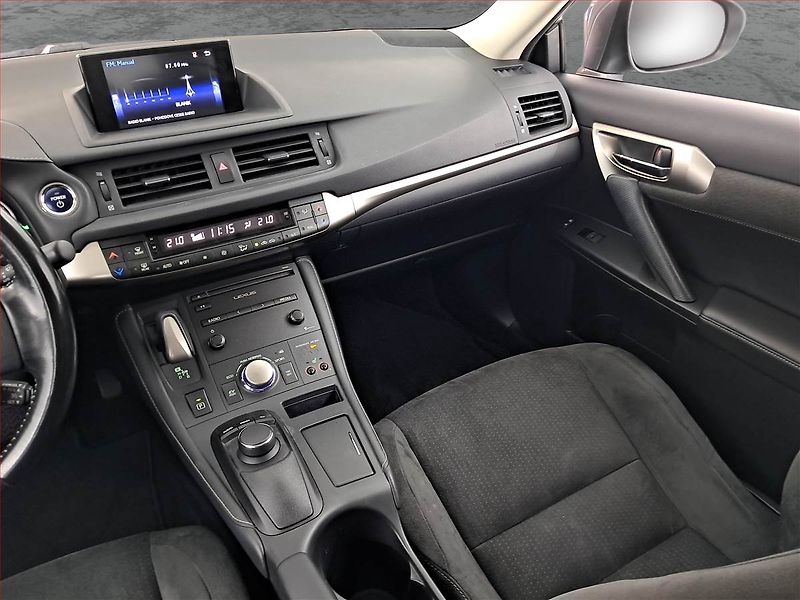 Lexus CT 200h (2016) 200h, Automat, Navi, Tempomat - fotka 8 z 23
