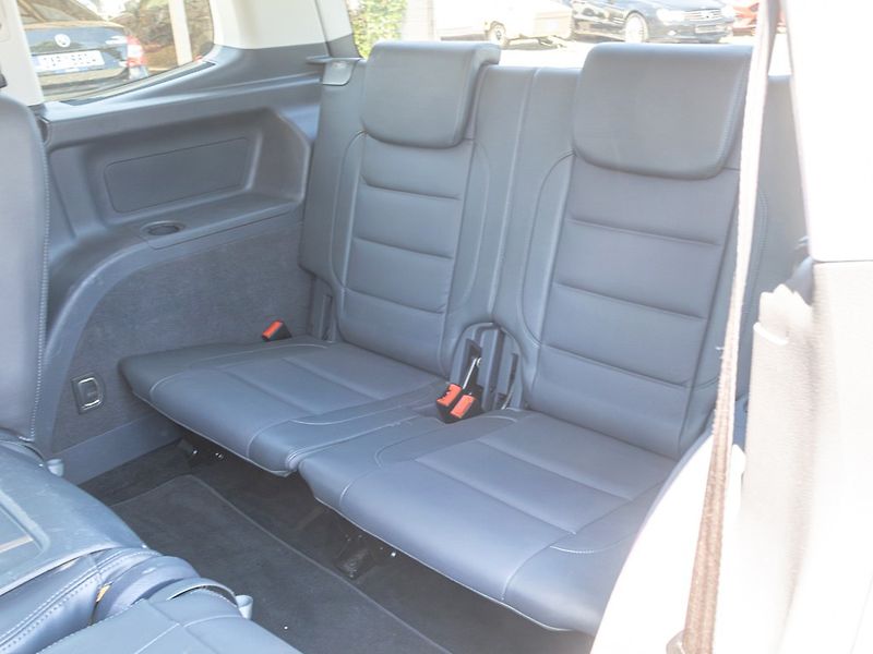 Volkswagen Touran (2014) 1.6TDI HG NAVI – 7 SEDADEL - fotka 38 z 47