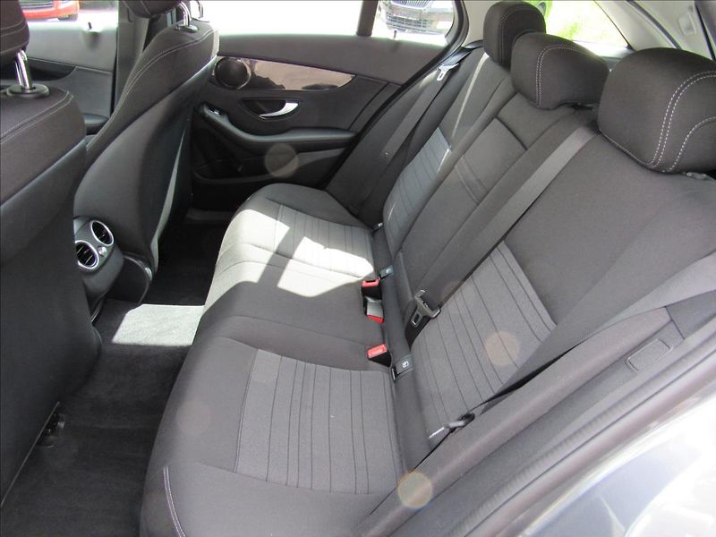 Mercedes-Benz Třídy C 1,6 d C200CDi 118kW Combi Avan - fotka 10 z 36