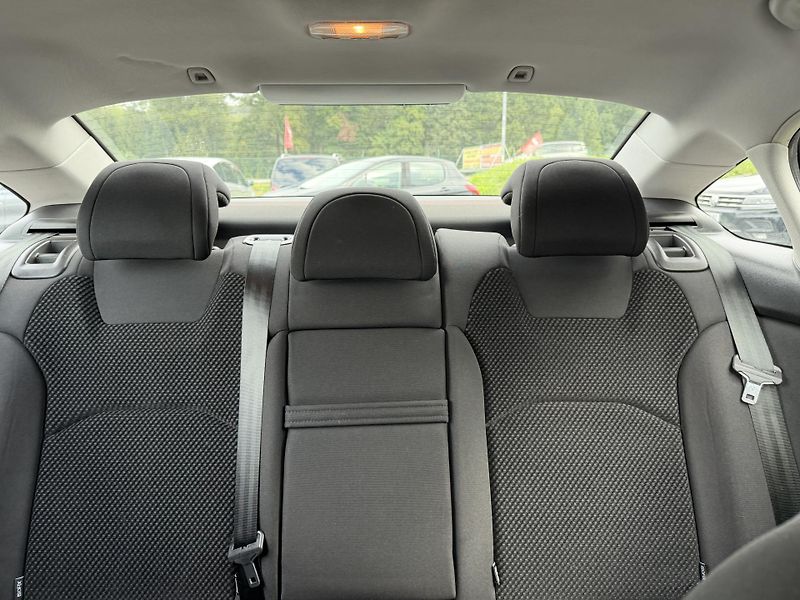 Citroën C5 2.0 HDI - fotka 15 z 22