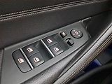 BMW Řada 5 (2017) Luxury Line 520d xDrive, 4X4 - náhled 27