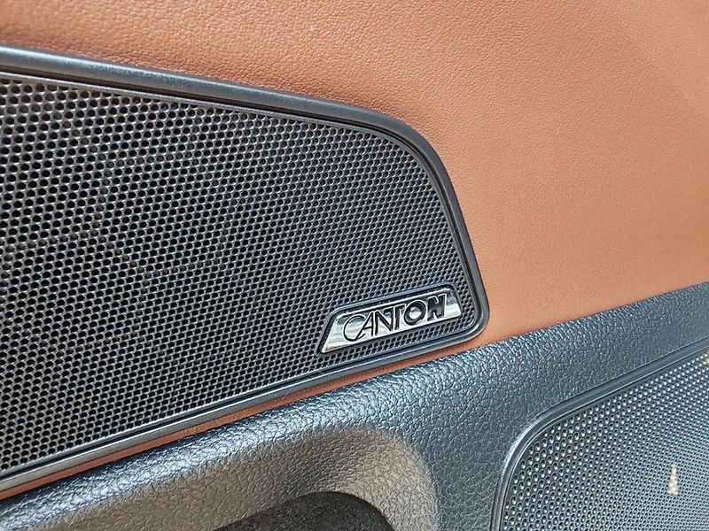 Škoda Superb 2.0 TDI Laurin & Klement 4x4  - fotka 11 z 40