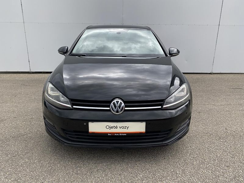 Volkswagen Golf 1,2 TSI 77 kW Comfortline - fotka 5 z 25
