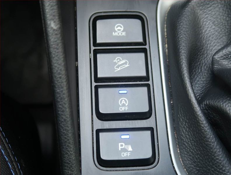 Hyundai Tucson (2017) 1.7 CRDi, Serv.kniha, Navi - fotka 19 z 21