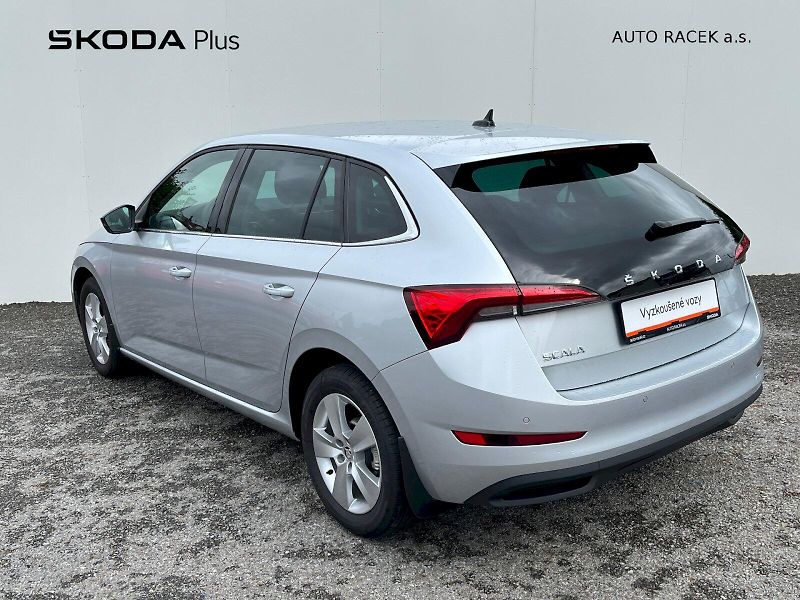 Škoda Scala (2022) 1.5 TSI 110kW Style - fotka 2 z 27