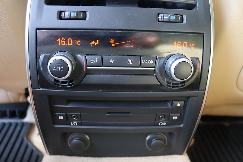 BMW Řada 5 535D GT XDRIVE F07 DPH - fotka 33 z 50