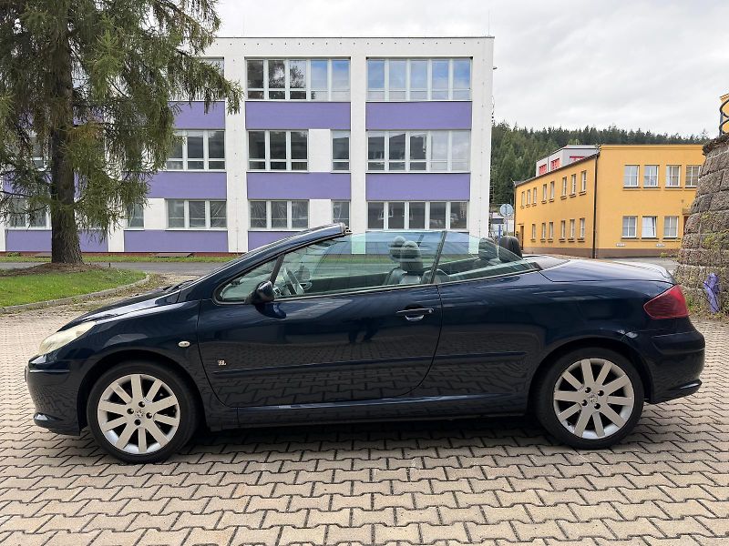 Peugeot 307 1,6i 16V  - fotka 4 z 24