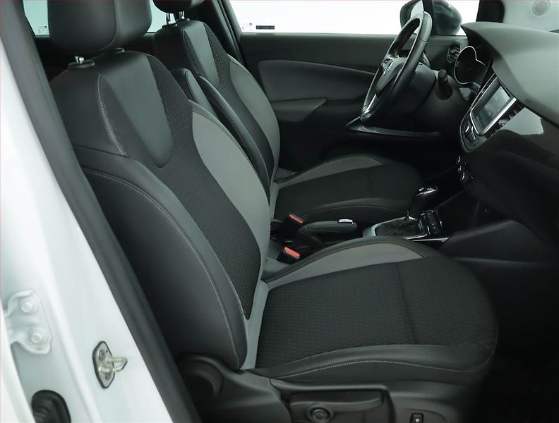 Opel Crossland X (2018) Edition 1.2 Turbo, Automat - fotka 9 z 15