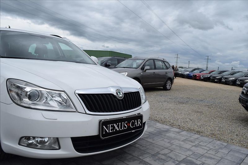 Škoda Octavia 1,2 TSI 77KW 2XKOLA XENONY - fotka 13 z 43