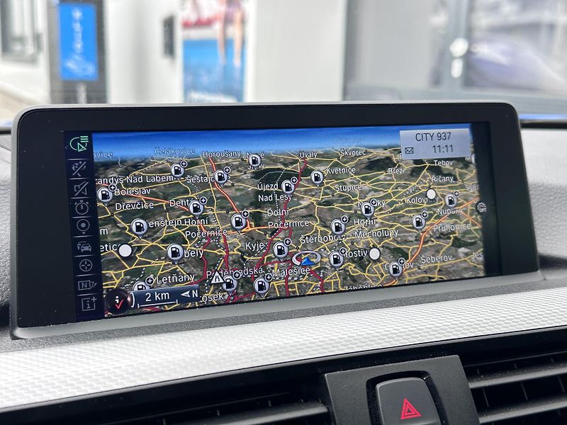 BMW Řada 4 435i xDrive M-Sport - fotka 15 z 24
