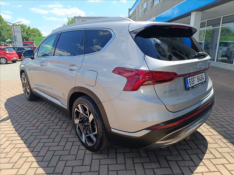 Hyundai Santa Fe 2,2 CRDi, DCT, 4x4 Premium - fotka 7 z 25