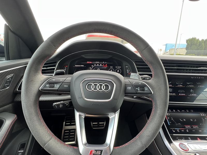 Audi RS Q8 (2021) Audi RS Q8 Full výbava, TOP st - fotka 27 z 39