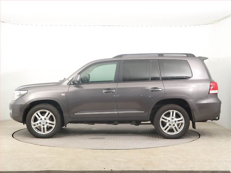 Toyota Land Cruiser (2009) 4.5 D-4D - fotka 3 z 14