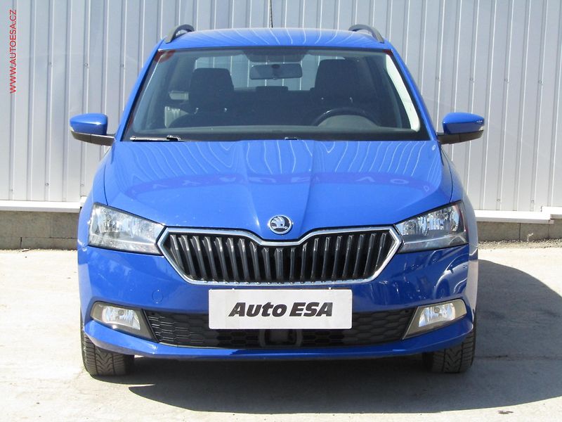 Škoda Fabia (2018) 1.0TSi, ČR, Ambition - fotka 2 z 17