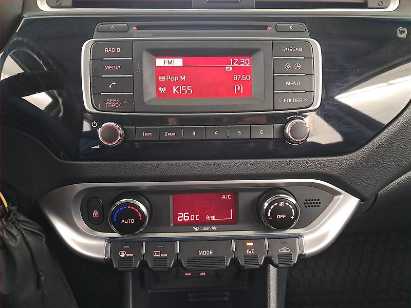 Kia Rio (2016) 1.4 CVVT, ČR,1.maj, Serv.kniha - fotka 12 z 16