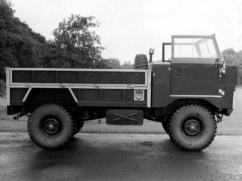 Land Rover 101 Forward Control