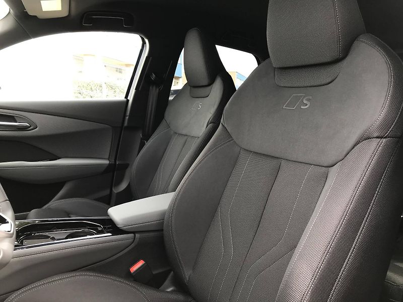 Audi Q3 7STT 1.5 TFSI - fotka 17 z 23