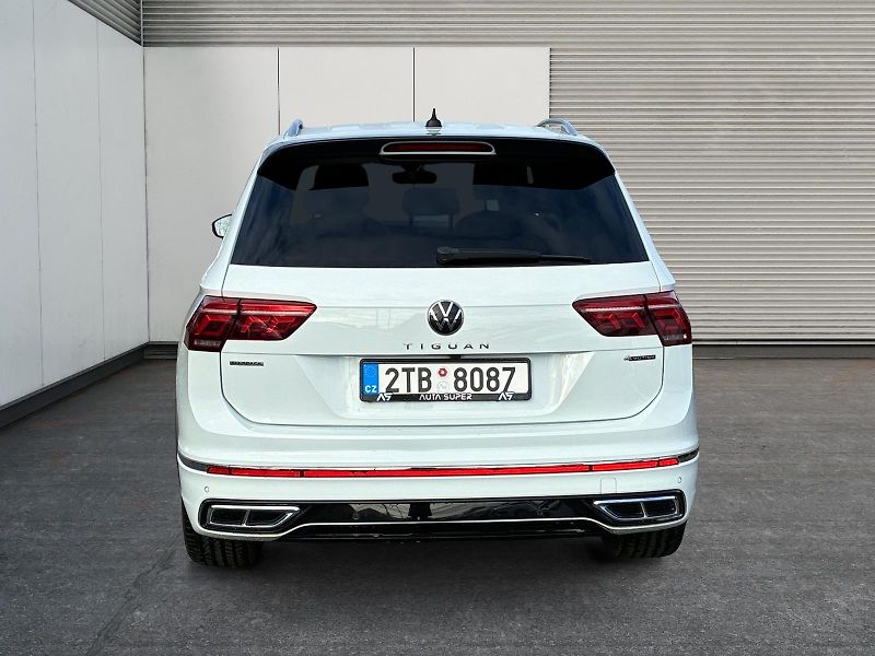 Volkswagen Tiguan (2022) R-LINE 2.0TSI 140kW 4x4 TAŽNÉ  - fotka 5 z 11