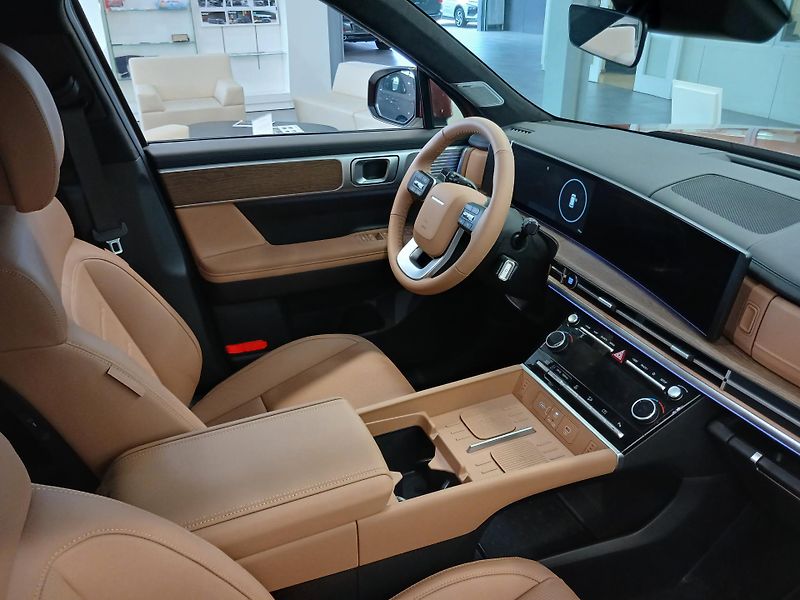 Hyundai Santa Fe 7S 25 1,6TGDI PHEV - fotka 6 z 8