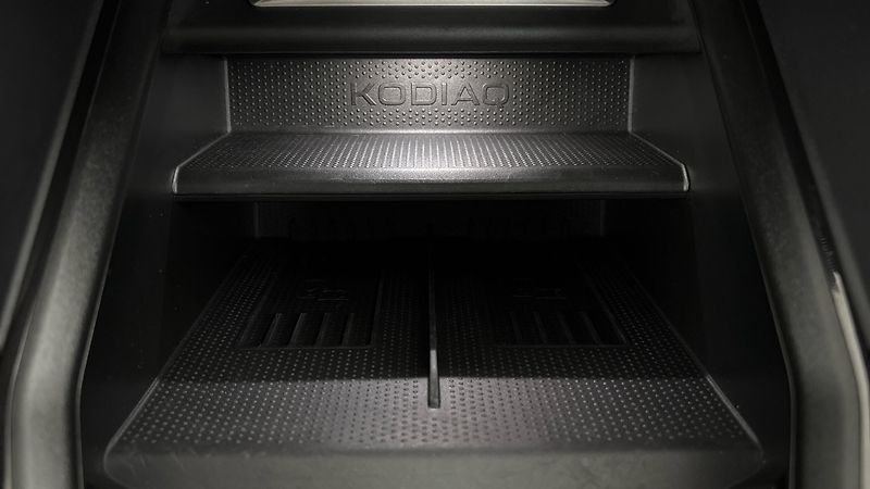 Škoda Kodiaq 2.0 TDI DSG 4x4 Exclusive Sele - fotka 27 z 35