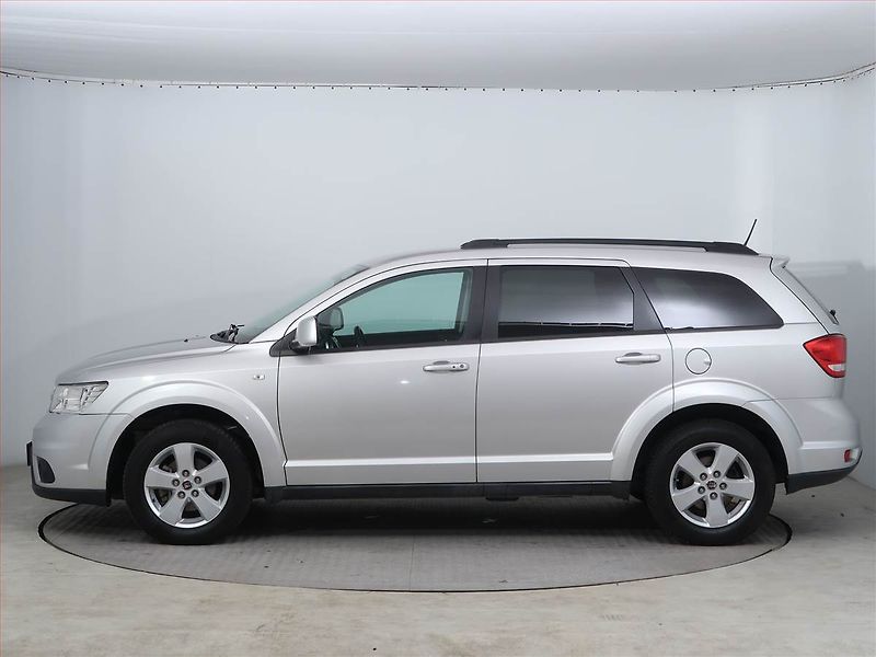 Fiat Freemont (2011) 2.0 MultiJet, 7 míst, Tempomat - fotka 3 z 18
