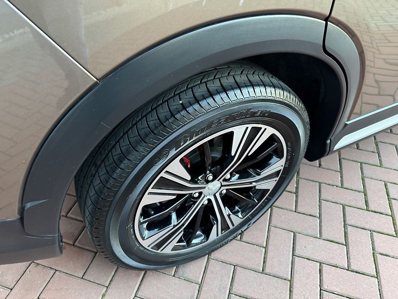 Mitsubishi Eclipse Cross (2019) 1.5 T-Mivec LED Blis Kamera - fotka 47 z 50