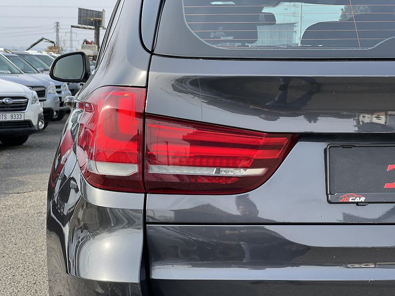 BMW X5 3.0D xDrive ČR 1.MAJ. odp.DPH - fotka 36 z 40