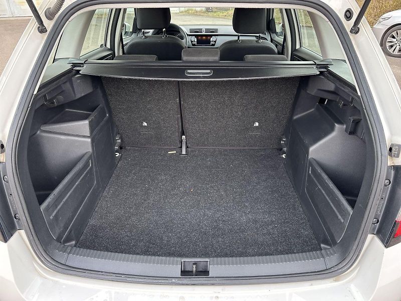 Škoda Fabia (2022) Combi Tour 1.0 TSI Active - fotka 22 z 23
