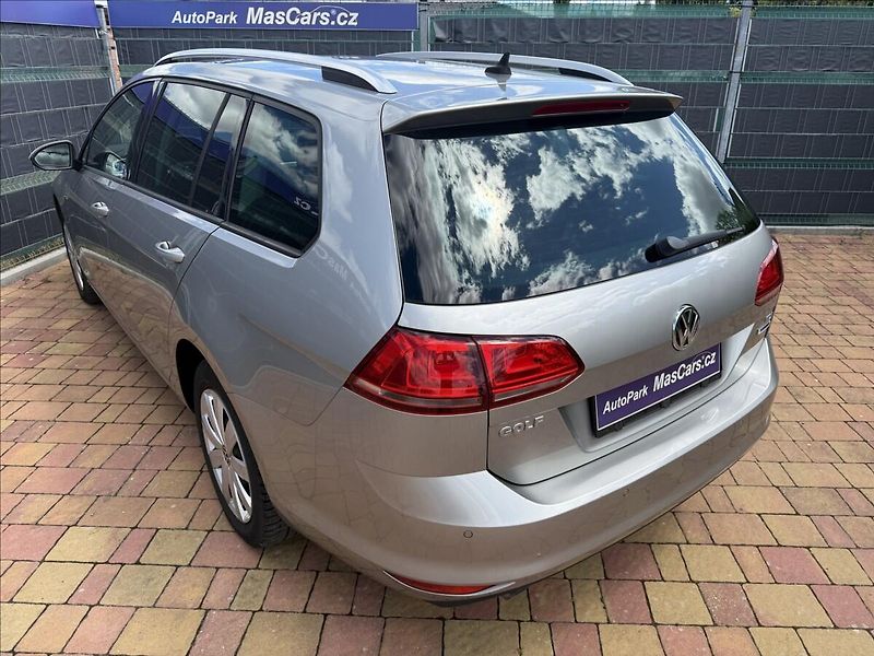 Volkswagen Golf Variant VII 1.6 TDI Lounge - fotka 7 z 16