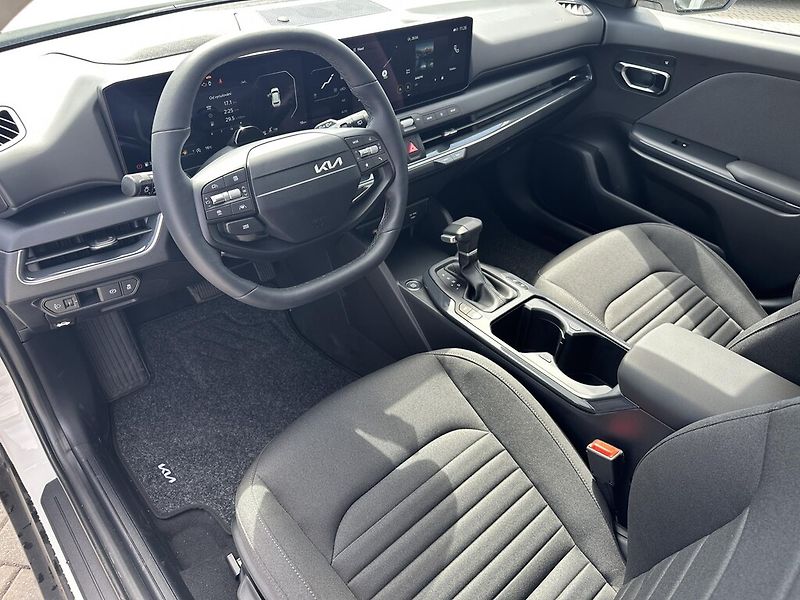 Kia K4 Sportswagon (2026) 1,6 T-GDi 110 kW EXCLUSIVE - fotka 4 z 6