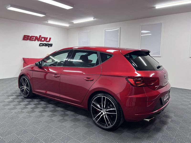 Seat Leon Cupra 300, 221 kW, REZERVACE - fotka 8 z 34