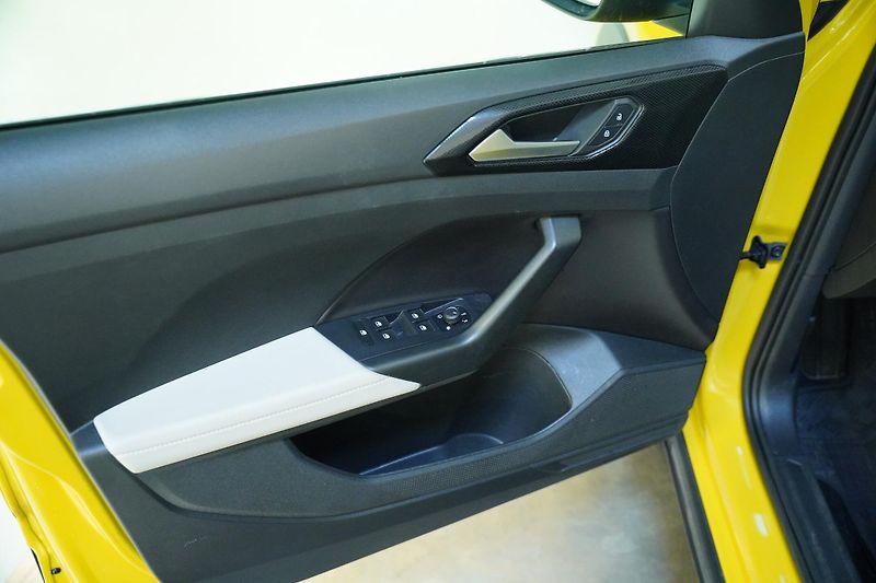 Volkswagen T-Cross - fotka 13 z 28