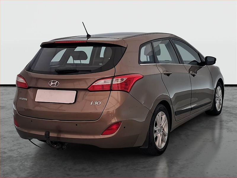 Hyundai i30 (2014) 1.6 GDI, Tempomat - fotka 5 z 17