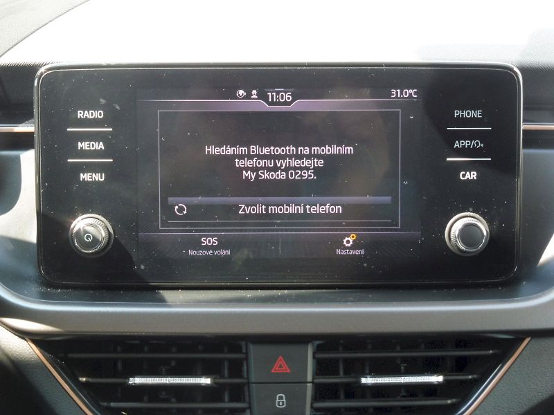 Škoda Kamiq (2022) Style 1,0 TSI 81kW - fotka 16 z 27