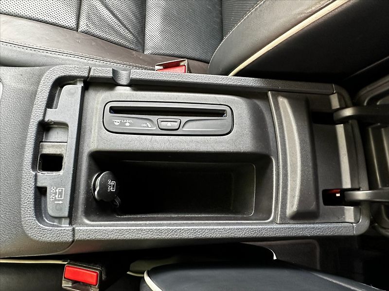 Jeep Grand Cherokee 3,0 184kW Overland 4x4 - fotka 35 z 45