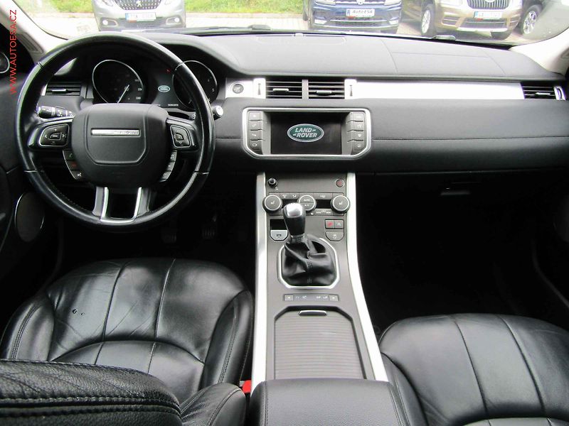 Land Rover Range Rover Evoque (2016) 2.0 TD4 4X4, Bixen, park. - fotka 8 z 17