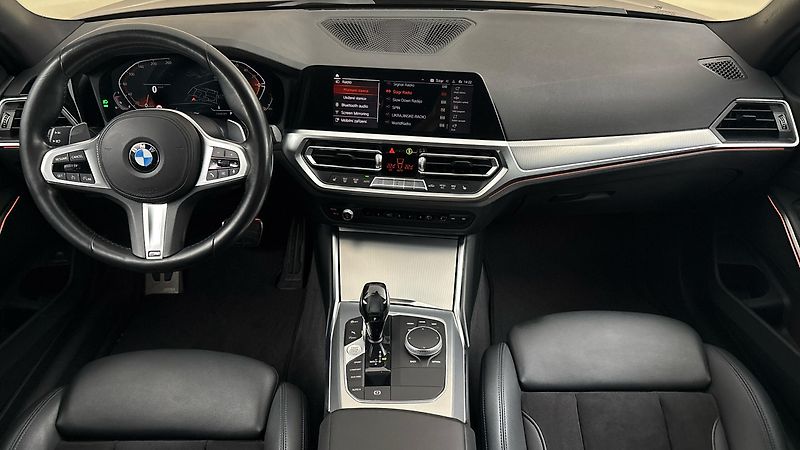 BMW Řada 3 330i AUT xDrive M Sport - fotka 8 z 27