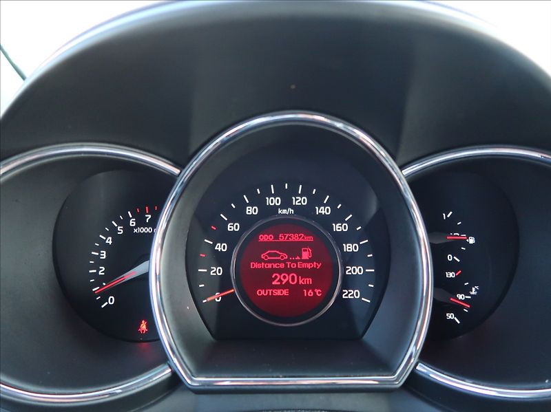 Kia Rio 1,3 CVVT,62kW,1majČR,Serv.kn. - fotka 11 z 30