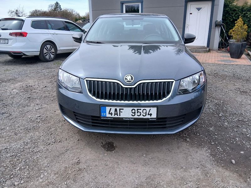 Škoda Octavia 1.2 TSI, 99tis km najeto - fotka 4 z 32