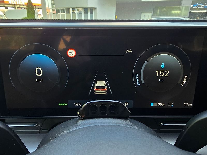 Hyundai Kona (2026) 64.8kwh Smart Range Clima - fotka 17 z 25