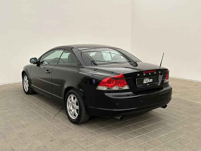 Volvo C70 2.4  D5 Sumum - fotka 5 z 30