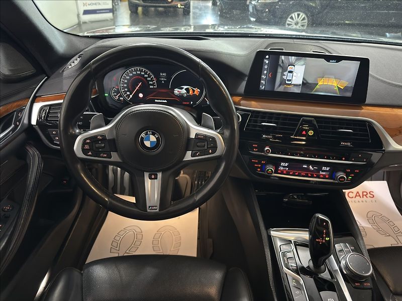 BMW Řada 5 3,0   540i LUXURY M-PAKET HARM - fotka 23 z 40