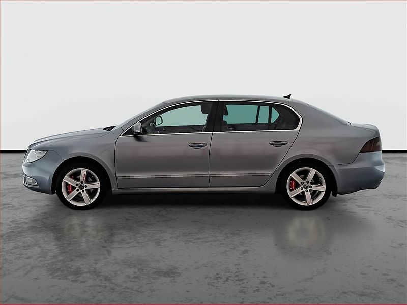 Škoda Superb (2011) 2.0 TDI, Automat, Tempomat - fotka 3 z 18