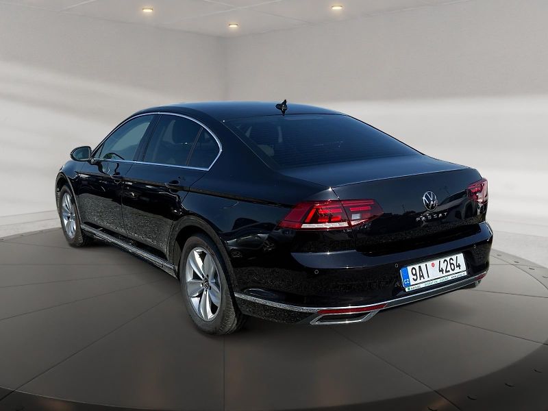 Volkswagen Passat (2022) ELEGANCE 2.0TDI 110kW DSG CZ  - fotka 4 z 11