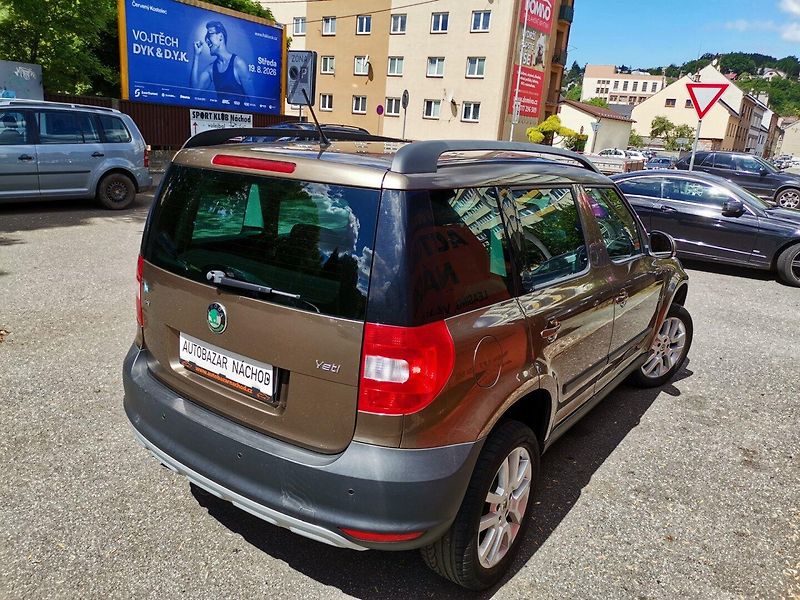 Škoda Yeti (2011) 1.4TSi 90kw ACTIVE PDC - fotka 25 z 27