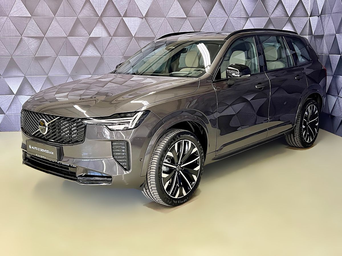 Volvo XC90 B5 AWD PLUS DARK, PANO, H&K