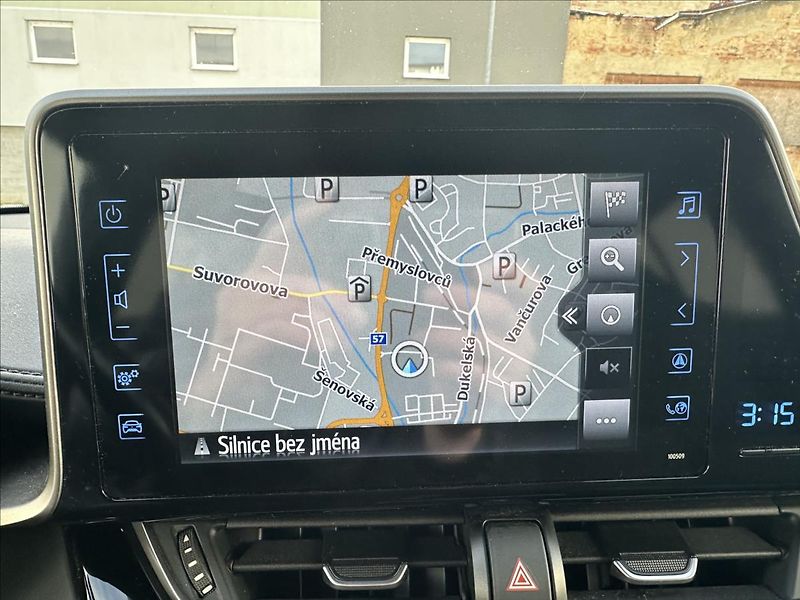 Toyota C-HR 1,2 4x4 TOP - fotka 17 z 32