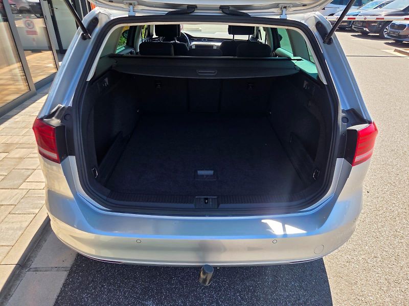 Volkswagen Passat Variant (2018) 1.5 TSI DSG - fotka 9 z 9
